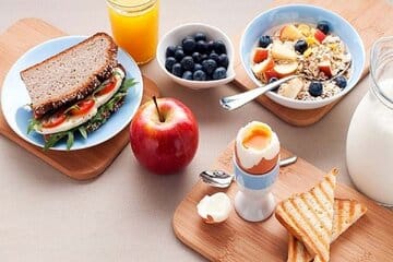 صبحانه محبوبی که فشار خون را بالا میبرد