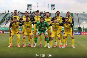 صدرنشینی دوباره سپاهان در اراک؛ فجر در خانه شکست خورد