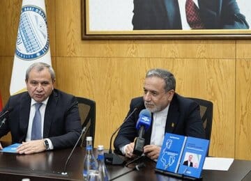 عراقچی: ملت ایران از عزت خود قاطعانه دفاع میکند