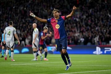 عکس | تغییر چهره لامین یامال برای سال ۲۰۲۶