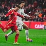 عکس | ستاره دورگه تیم ملی ایران در کنار همسرش