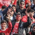 عکس| لوگو بوس پرسپولیس روی سکوها در دربی!