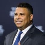 عکس | مریخی روی فرش قرمز مراسم قرعه کشی جام جهانی ۲۰۲۶