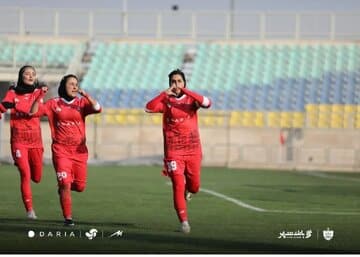 عکس| پای ستاره استقلالی در پرسپولیس به گل باز شد