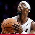 قطع نشست خبری به خاطر تماس مادر