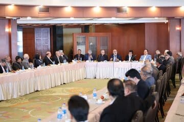 مدیرکل میراث فرهنگی فارس: گردشگری، محور نجات اقتصاد استان است / دخالت در نرخگذاری هتلها قابل قبول نیست