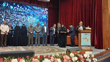 مربی کانون قزوین، پژوهشگر برتر آموزش و پرورش شد