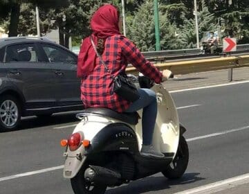 معاون حقوقی پزشکیان: با مقررات فعلی میتوان برای خانمها گواهینامه موتورسیکلت صادر کرد