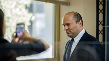 موبایل نخستوزیر سابق اسرائیل هک شد