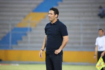 ناراحتی تارتار از استقلالیها