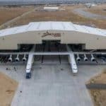 هواپیمای غولپیکر که با بشقابپرنده اشتباه گرفته شد / «رُخ» را ببینید / عکس