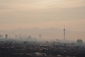 وضعیت قرمز هوای تهران برای دهمین روز متوالی