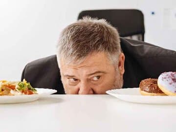 چاقی؛ معضل جهانی سبک زندگی ناسالم/ درمان چیست؟