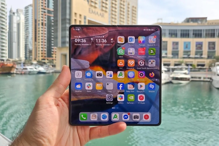 چرا Mate X7 میتواند بازی را برای سامسونگ تغییر دهد؟