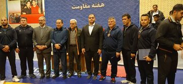کشتی گیران بانک ملی لرستان با شایستگی نایب قهرمانی شدند