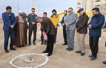 کلنگ ساخت مدرسه ۹ کلاسه خیرساز در شاهرود به زمین زده شد