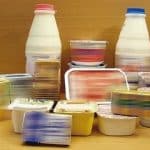 گرانی سرسامآور لبنیات، خرید مردم را صفر کرد؟/ شیرهای فروخته نشده در فروشگاهها، به کارخانهها بازگشت