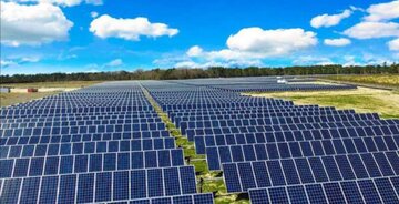 ۳۰۷ مگاوات برق نیروگاه خورشیدی در کرمان وارد مدار شد