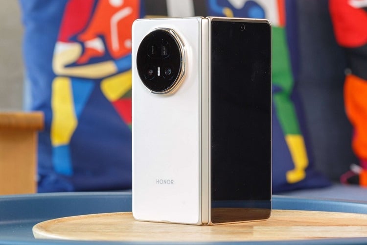 آینده گوشیهای تاشو: آیا نسبت تصویر 4:3 آنر، رقبا را غافلگیر خواهد کرد؟