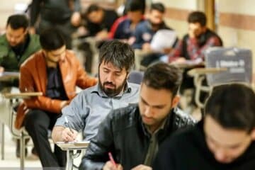 امتحانات دانشگاه آزاد چگونه برگزار میشود؟