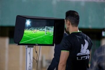 انتقال تجهیزات VAR به محل مسابقه استقلال