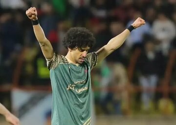 اولین واکنش بازیکن جدید پرسپولیس بعد از امضای قرارداد