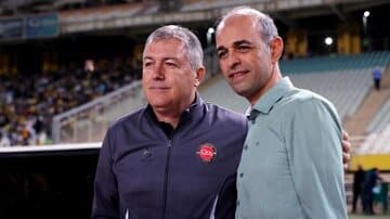 بازی تراکتور و سپاهان بدون نشست خبری قبل از بازی!