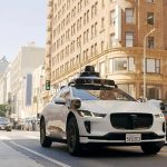 برخورد تاکسی خودران وایمو با دانشآموز؛ تحقیقات نهادهای نظارتی آغاز شد