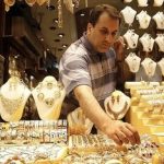 توصیه مهم یک تحلیلگر اقتصادی به خریداران طلا/این ۵ اتفاق طلا را تکان دادند