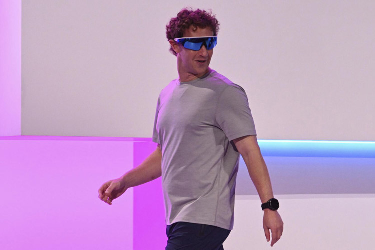 زاکربرگ: تصور آینده بدون عینک هوشمند ممکن نیست