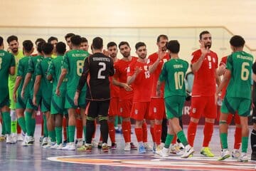 عکس| رفتار جوانمردانه به سبک بازیکنان ایران و عربستان