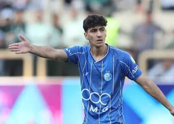 فرار ساپینتو از حواشی با جوانها!