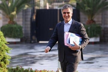 فرزین در دولت پزشکیان پست جدید گرفت/ سمت جدید او چیست؟