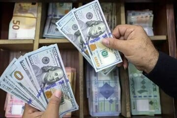 قیمت دلار، یورو و سایر ارزها امروز ۱۷ دی/ تغییر قیمت دلار عجیب شد