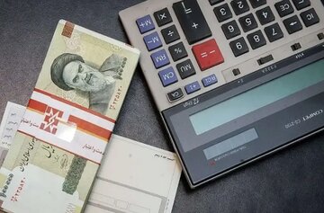نحوه دهکبندی برای پرداخت یارانه نقدی تغییر کرد/ شارژ کالابرگ سال آینده ادامه دارد؟/ جزئیات