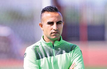 هوچیگر خودت و تیمت هستی/داور به استقلالیها میگفت:«چشم،در خدمتیم!»