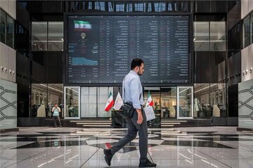 پیش بینی بورس یکشنبه ۱۴ دی ۱۴۰۴/ بازار سهام به تعادل میرسد