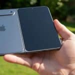 آیا خرید اولین نسل آیفون تاشو تصمیم درستی است؟