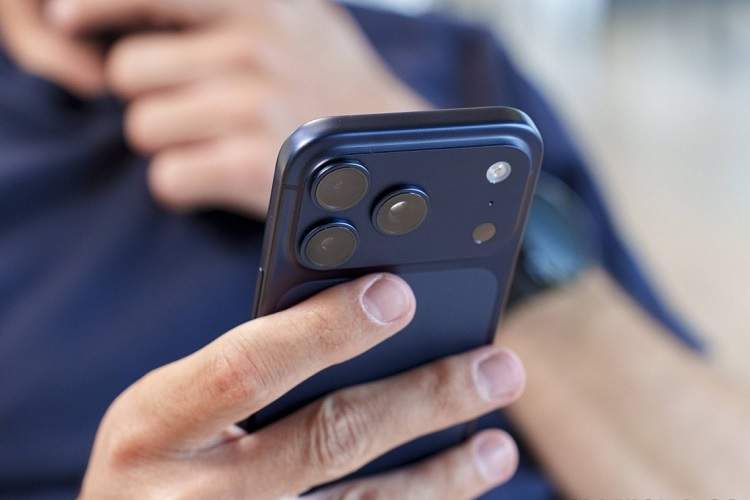 افزایش ظرفیت باتری آیفون ۱۸ پرو مکس با حذف سیمکارت فیزیکی