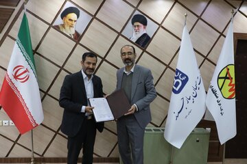 امضای توافقنامه تقویت شبکه توزیع برق میان شرکت برق منطقهای سمنان و سیمان بیارجمند