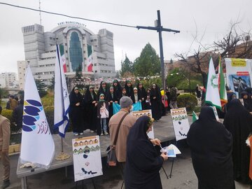 ببینید | جشن ۴۷ سالگی انقلاب با حضور معنادار مردم علوی تبار مازندران