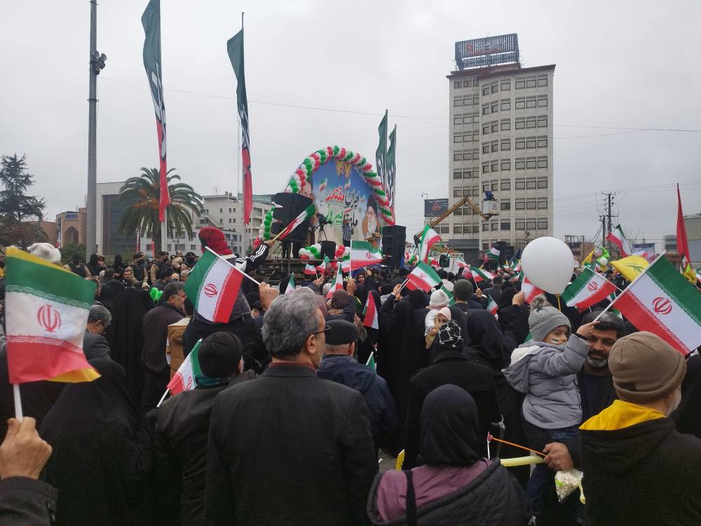 ببینید | جشن ۴۷ سالگی انقلاب با حضور معنادار مردم علوی تبار مازندران