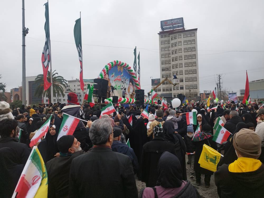 ببینید | جشن ۴۷ سالگی انقلاب با حضور معنادار مردم علوی تبار مازندران