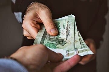 تاریخ پرداخت عیدی بازنشستگان بالاخره مشخص شد/ دلیل تاخیر در واریز عیدی چیست؟
