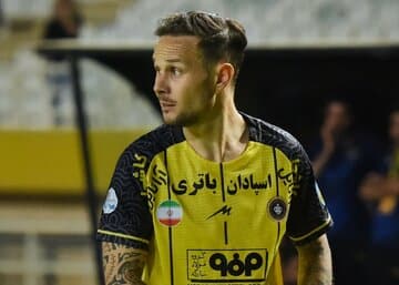 ستاره خارجی لیگ برتر از ایران رفت