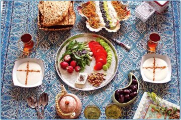 سفره افطار چقدر تمام میشود؟ / حالا برای افطار 4 نفر چقدر باید هزینه کنیم؟
