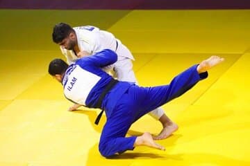 صعود چهار تیم به نیمهنهایی لیگ برتر/برگزاری فینال با حضور وزیر ورزش