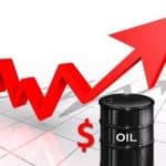 قیمت نفت به بالاترین سطح قیمتی رسید/ چند درصد نفت جهان از تنگه هرمز عبور میکند؟