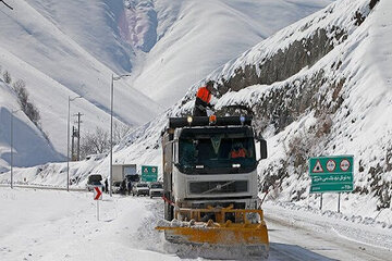 مدیرکل راهداری استان: راه ها باز است