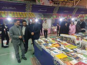 مطیعی: «کتاب باید خوانده شود؛ توسعه فرهنگ مطالعه را از نسل جوان آغاز کنیم»